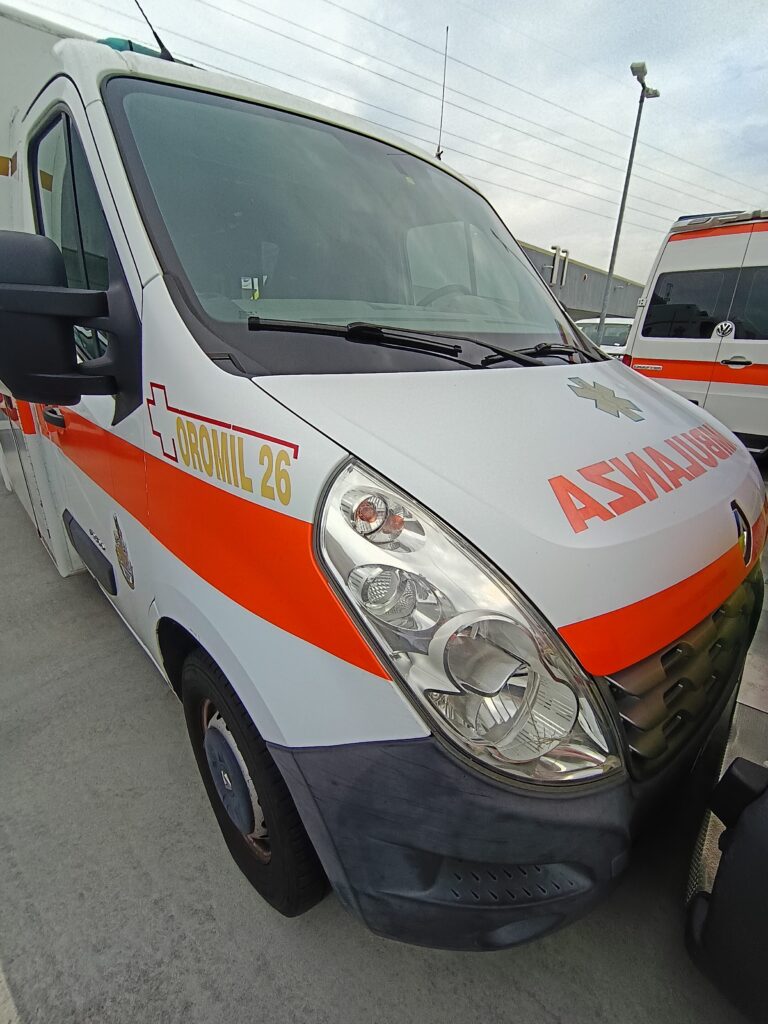RENAULT MASTER AMBULANZA CELLULA (4397)